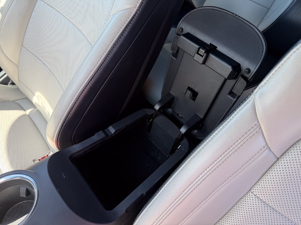 Used 2024 Ford Mustang Premium RWD image 30