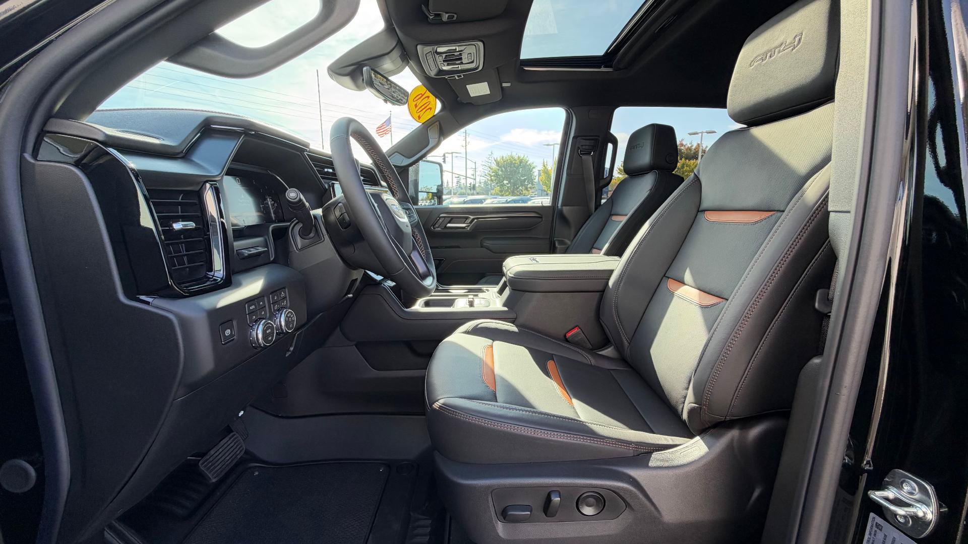 New 2026 GMC Sierra 2500 AT4 w/ AT4 Premium Plus Package AWD/4WD image 14