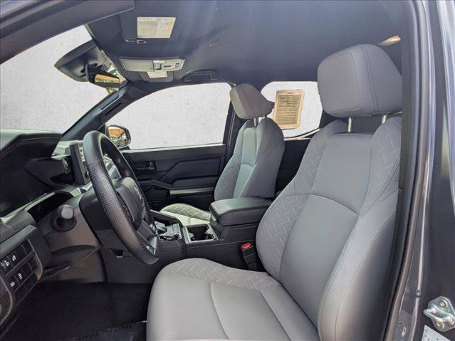 Used 2025 Toyota Tacoma SR5 AWD/4WD image 11