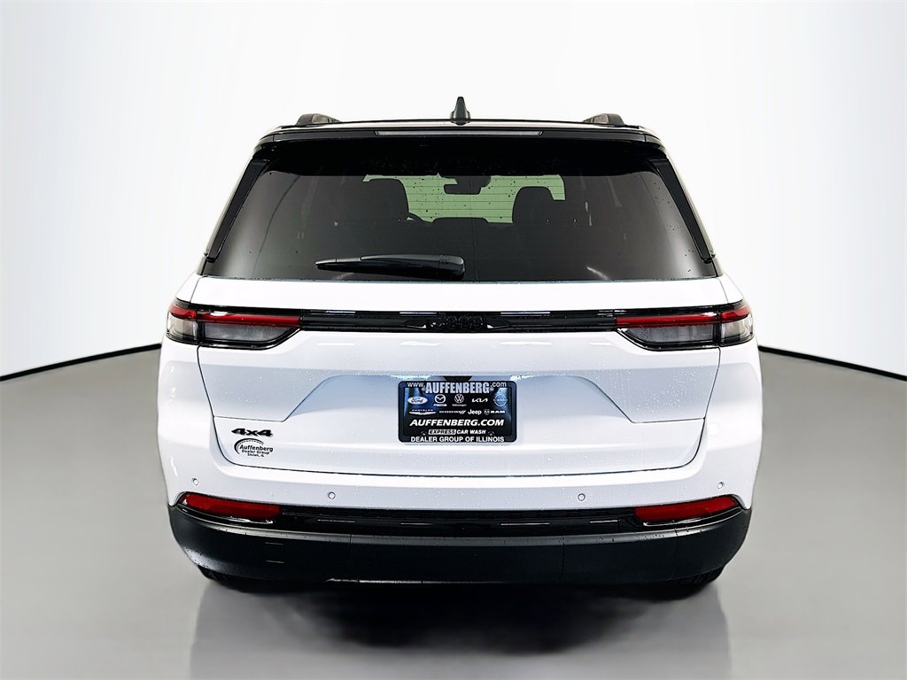 New 2025 Jeep Grand Cherokee Limited image 6