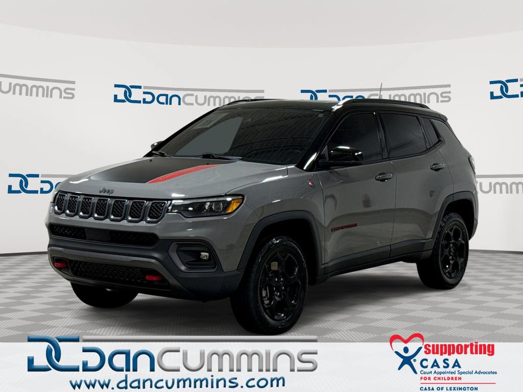 Used 2023 Jeep Compass Trailhawk w/ Trailhawk Elite Group AWD/4WD image 1