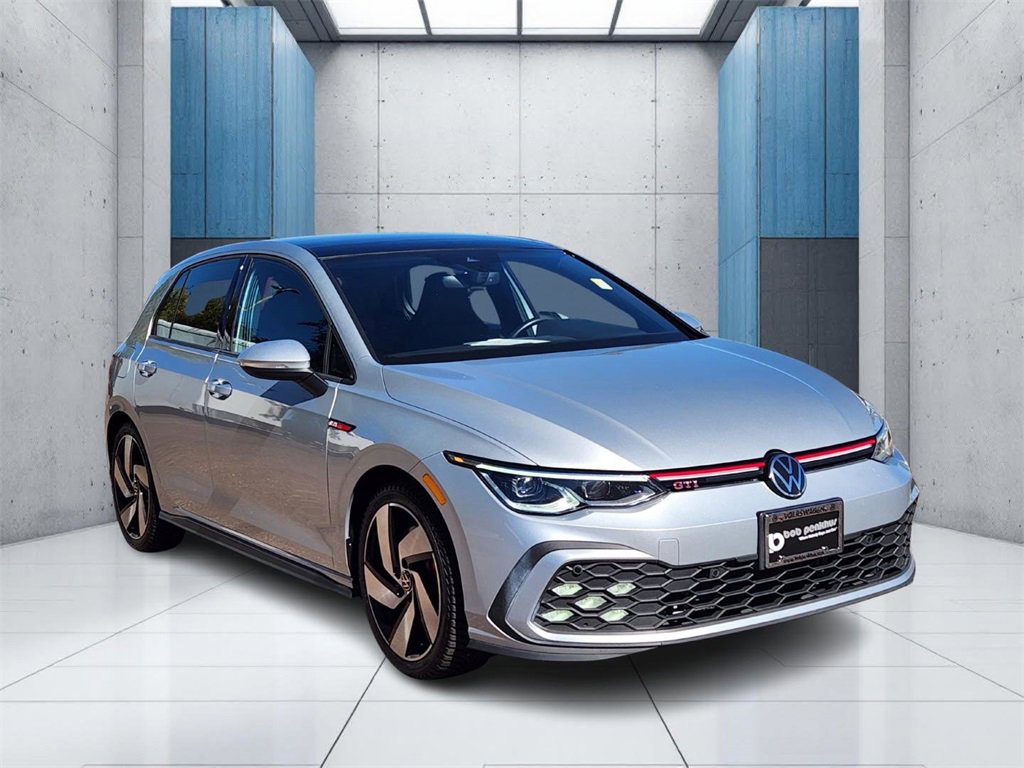 Used 2022 Volkswagen GTI SE image 1