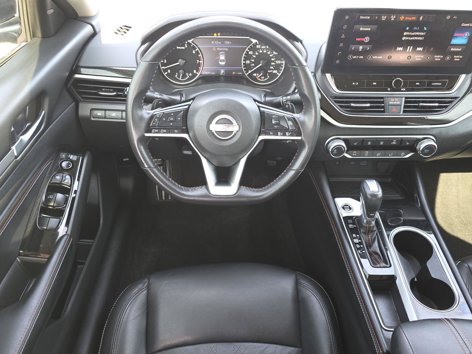 Used 2023 Nissan Altima 2.5 SR w/ SR Premium Package FWD image 8