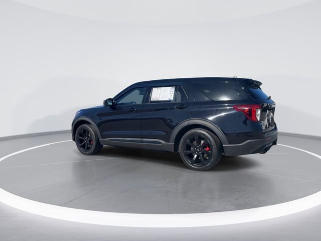 Certified 2022 Ford Explorer ST w/ ST Street Pack image 2