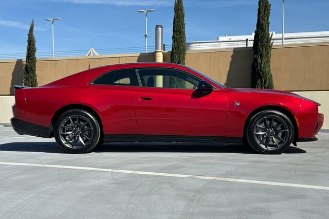 New 2026 Dodge Charger Scat Pack w/ Blacktop Package AWD/4WD image 3