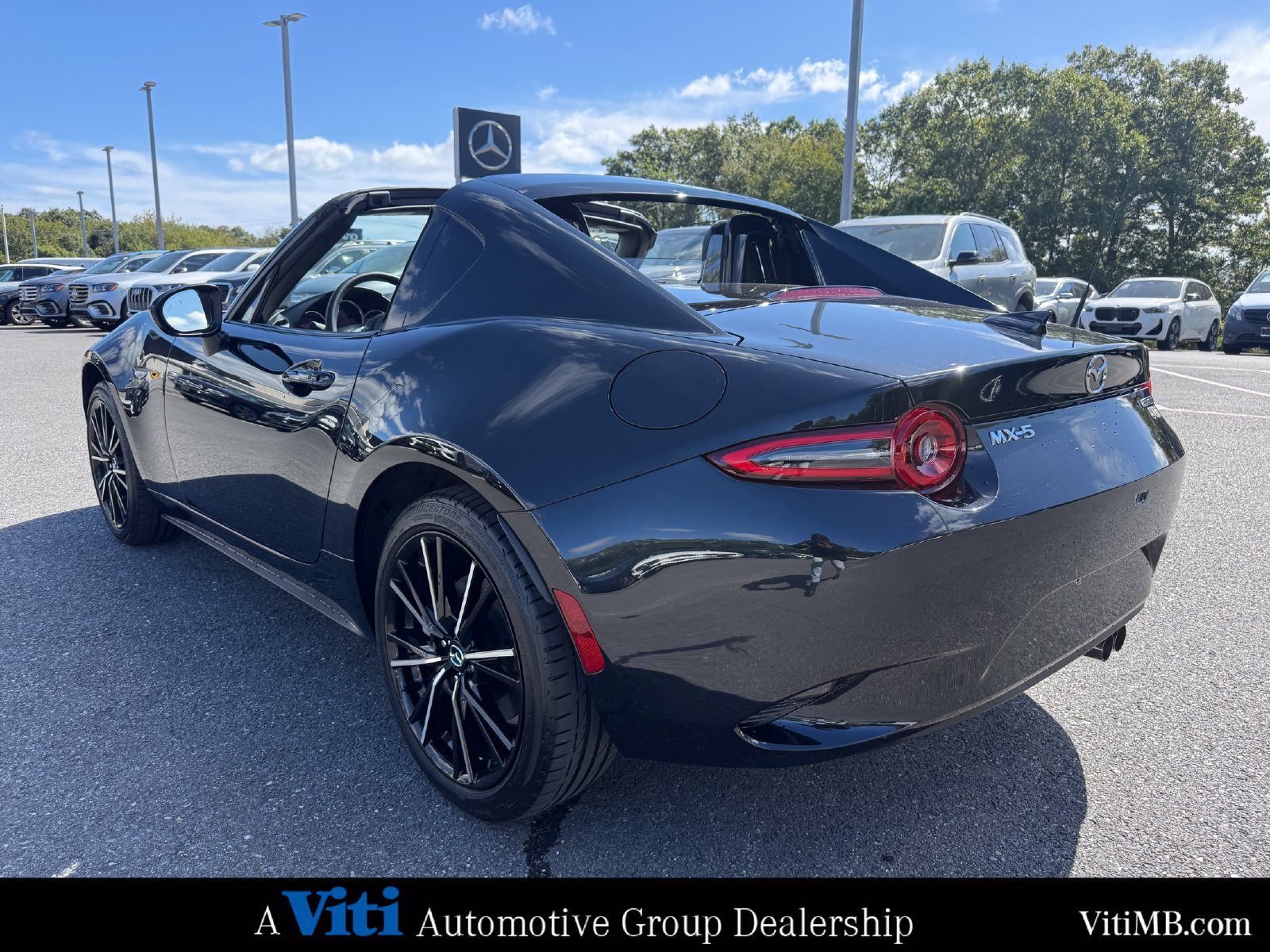 Used 2024 MAZDA MX-5 Miata RF Grand Touring RWD image 7
