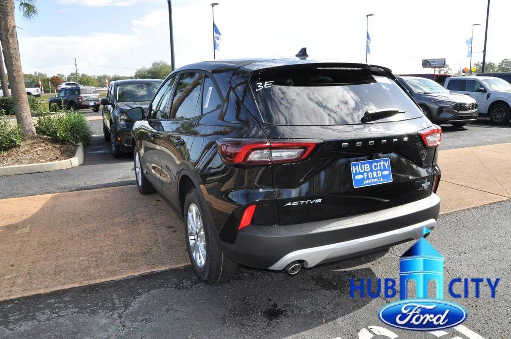 New 2026 Ford Escape Active image 3