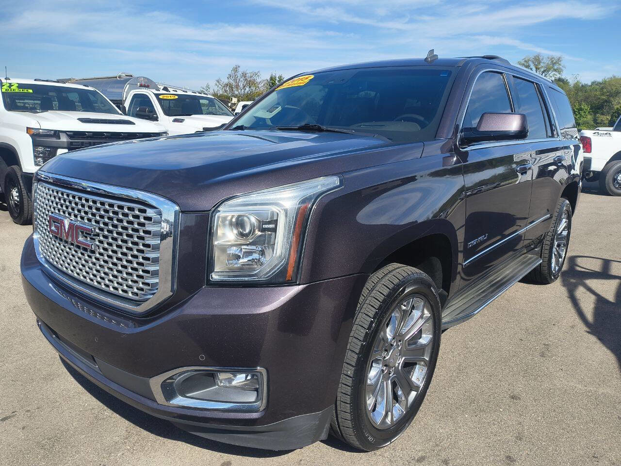 Used 2015 GMC Yukon Denali w/ Touring Package image 1