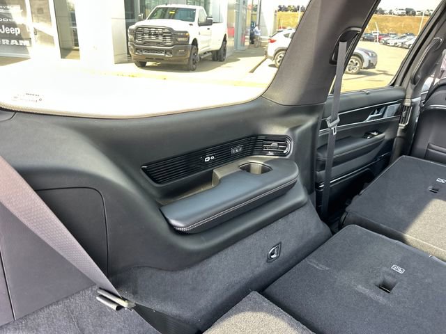 New 2026 Jeep Grand Wagoneer Summit image 54