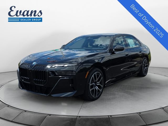New 2026 BMW 750e xDrive AWD/4WD image 1