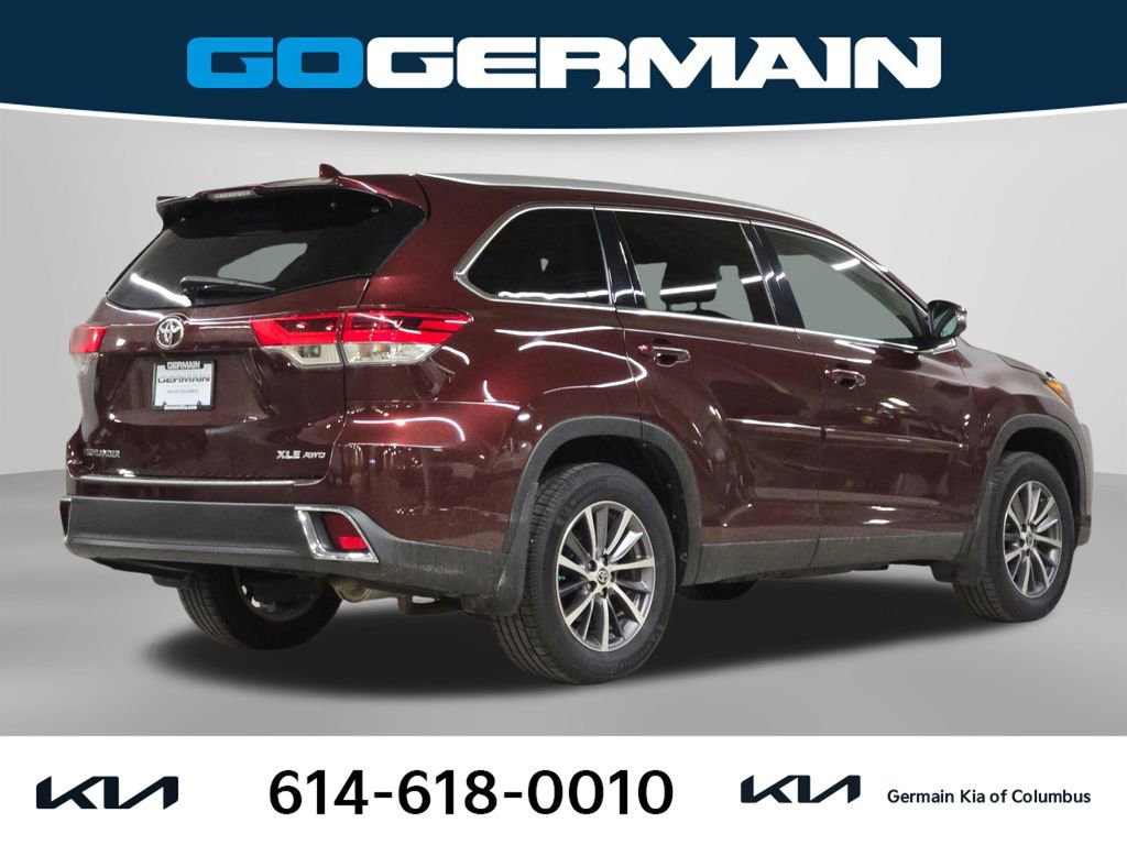 Used 2019 Toyota Highlander XLE image 8