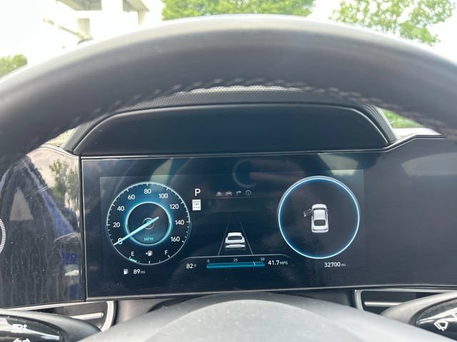 Used 2025 Hyundai Elantra SEL FWD image 21