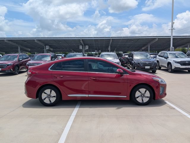 Used 2022 Hyundai Ioniq SE FWD image 6