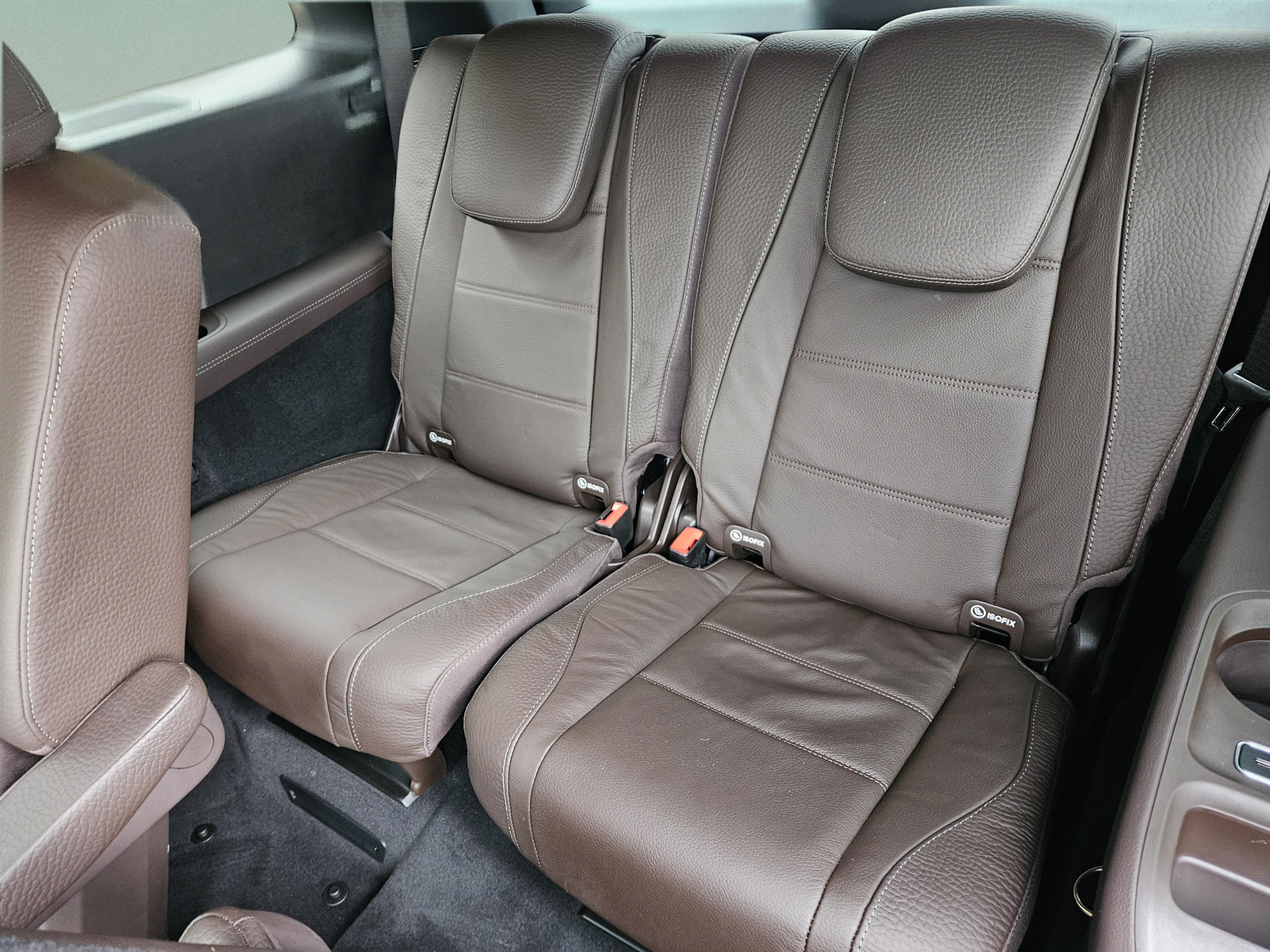 Used 2022 Mercedes-Benz GLS 450 4MATIC image 27