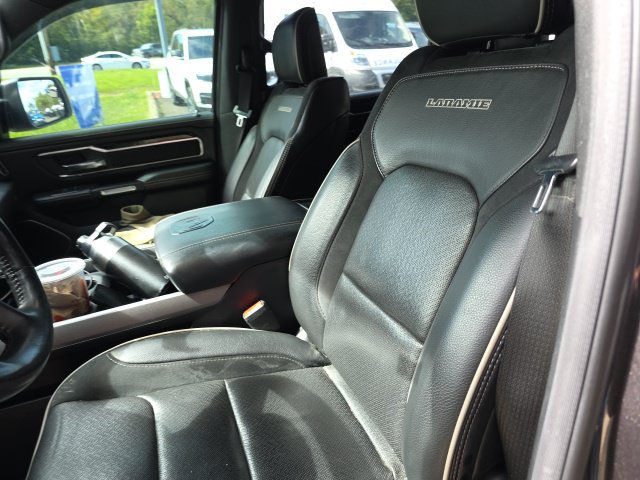 Used 2020 RAM 1500 Laramie w/ Sport Appearance Package AWD/4WD image 16