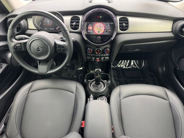 Certified 2024 MINI Cooper 2-Door Hardtop FWD image 19