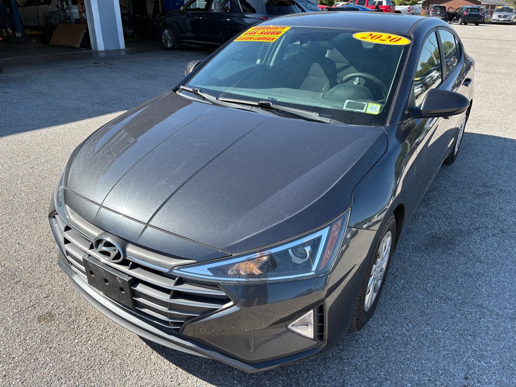 Used 2020 Hyundai Elantra SE w/ Cargo Package (C1) FWD image 7