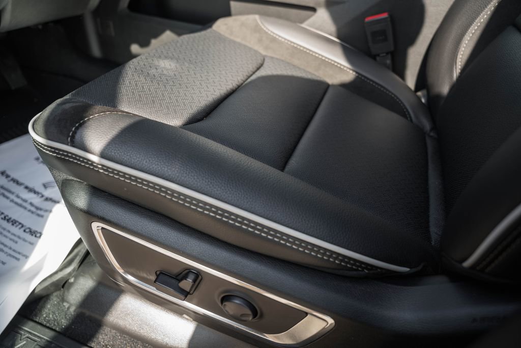 New 2026 RAM 1500 Laramie AWD/4WD image 40