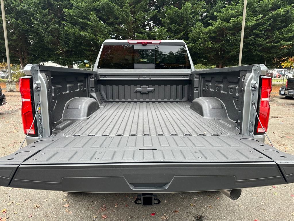 New 2026 Chevrolet Silverado 2500 ZR2 w/ LPO, Dark Essentials Package image 24