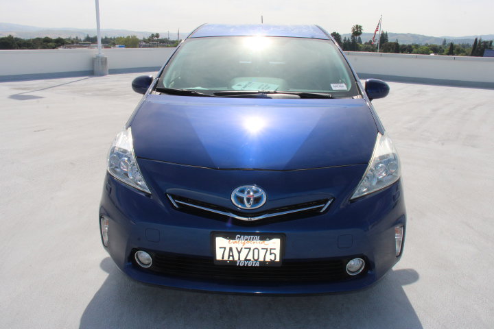 Used 2013 Toyota Prius V Five FWD image 7
