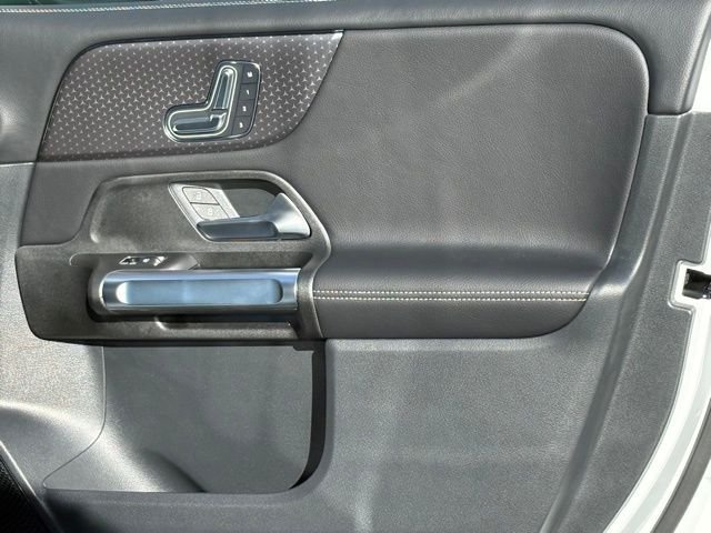 New 2026 Mercedes-Benz GLB 250 4MATIC image 29