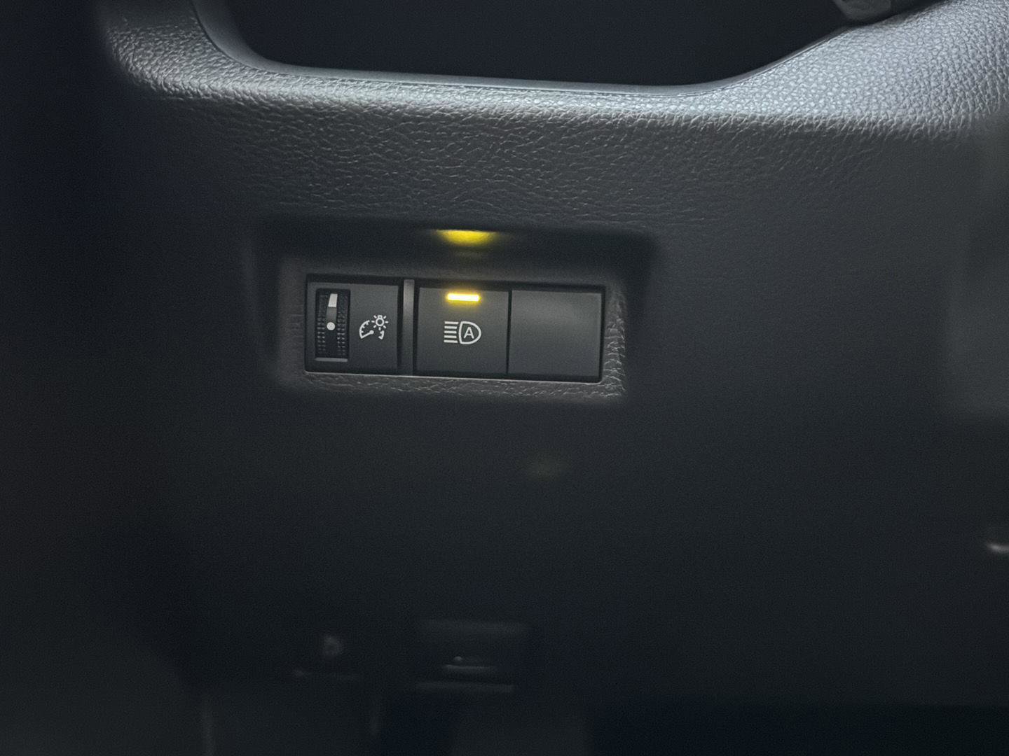 New 2025 Toyota RAV4 LE image 30