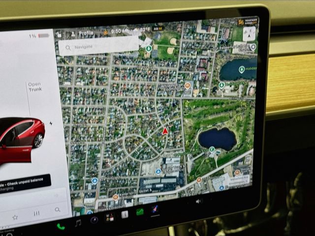 Used 2018 Tesla Model 3 Long Range RWD image 13