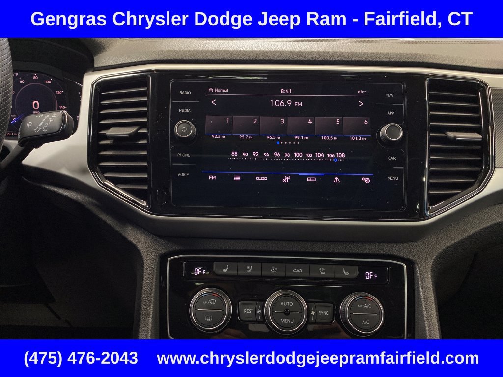 Used 2023 Volkswagen Atlas SEL Premium AWD/4WD image 16
