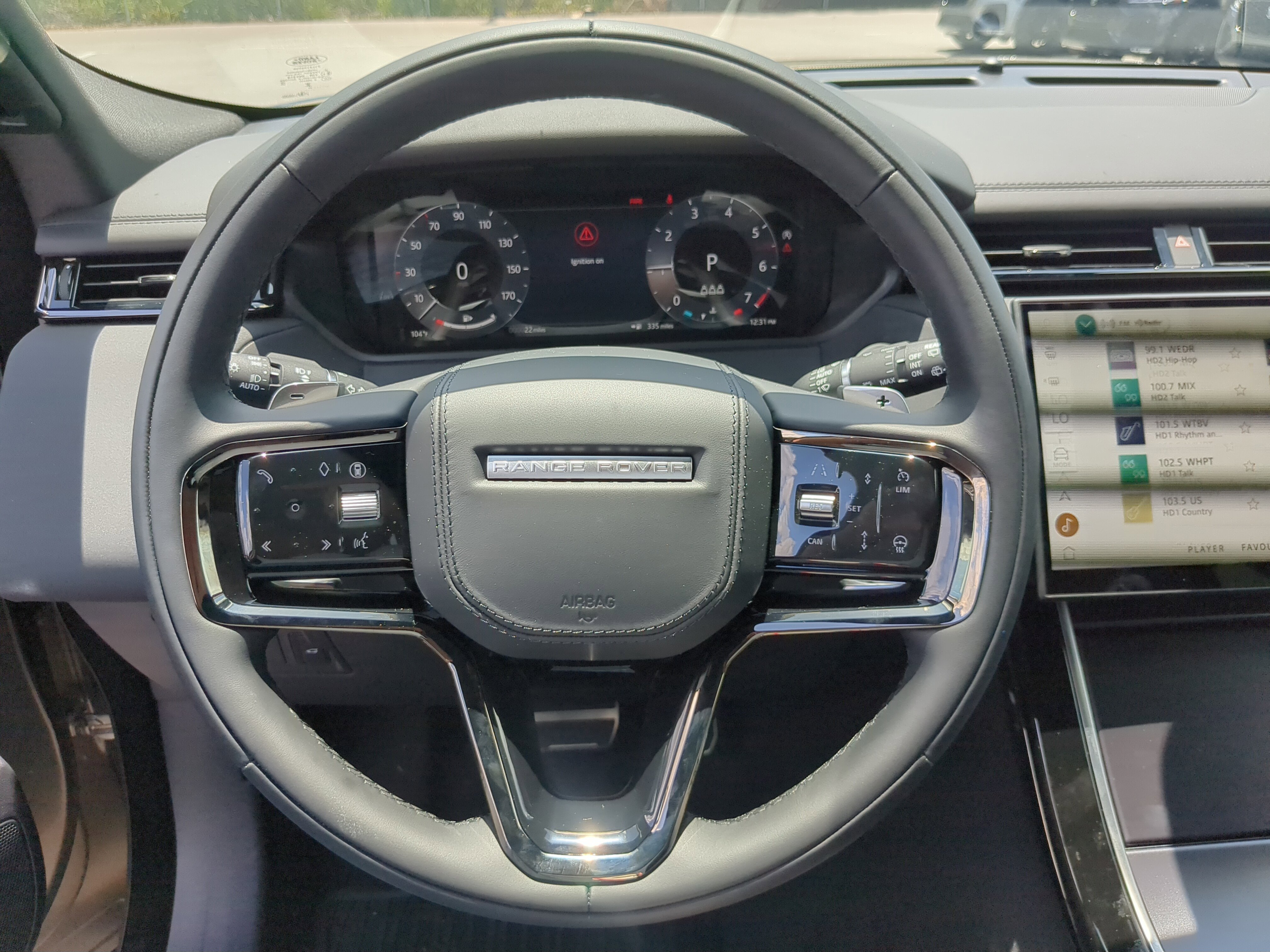 New 2026 Land Rover Range Rover Velar Dynamic SE image 29