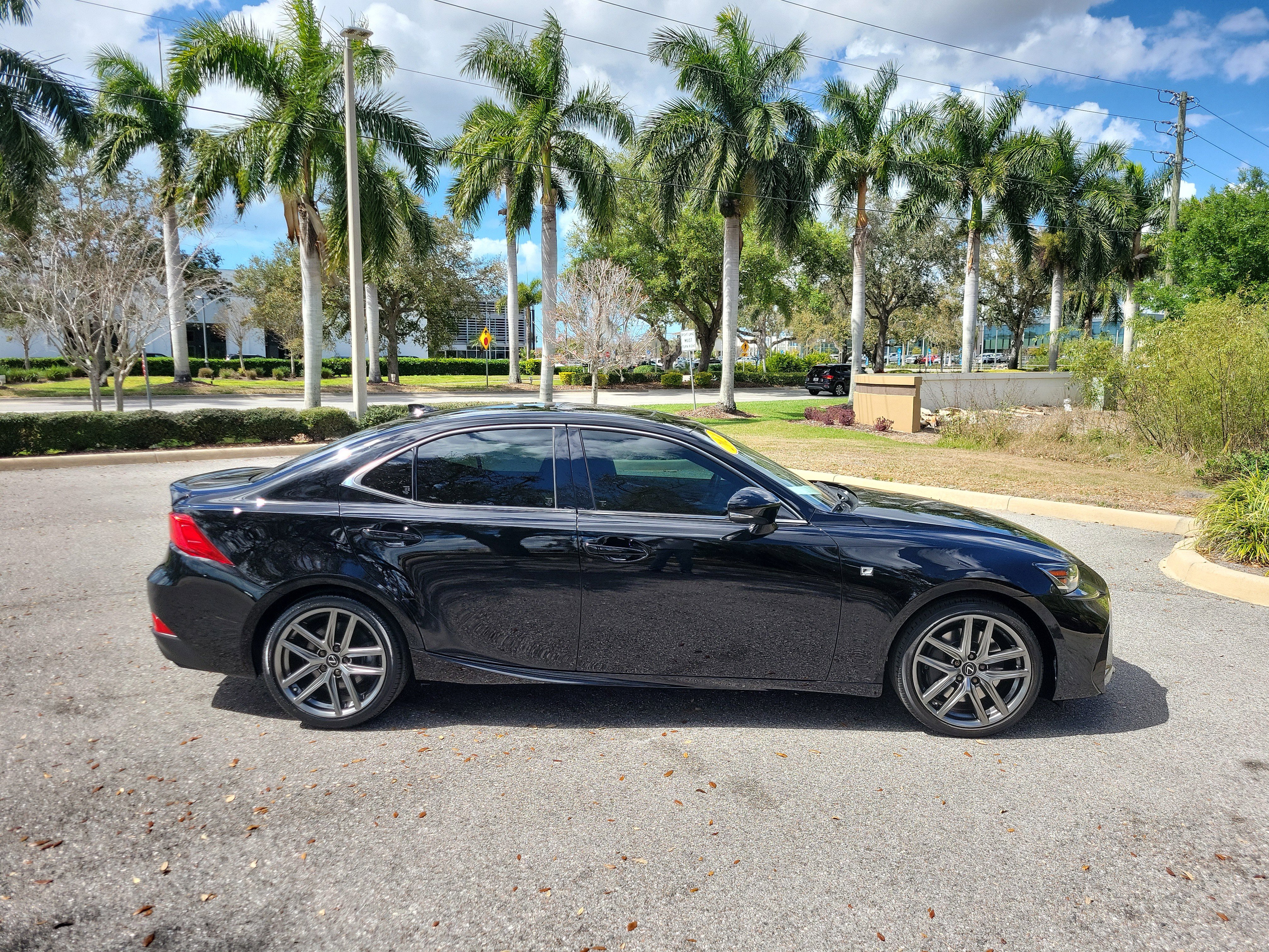 Used 2020 Lexus IS 350 F Sport w/ F Sport Package image 3