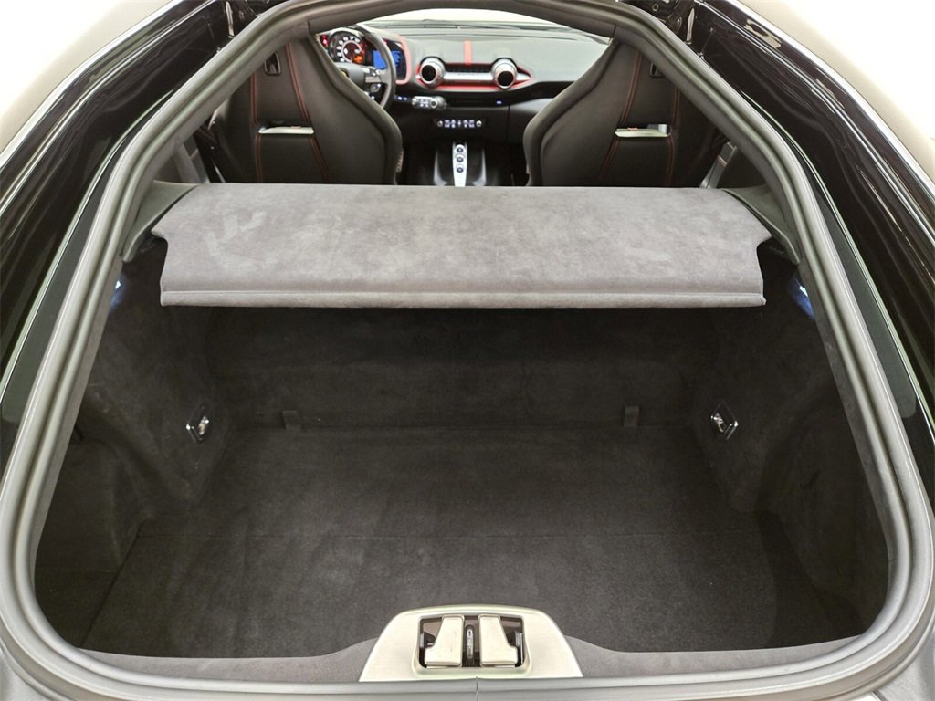 Used 2020 Ferrari 812 Superfast image 20