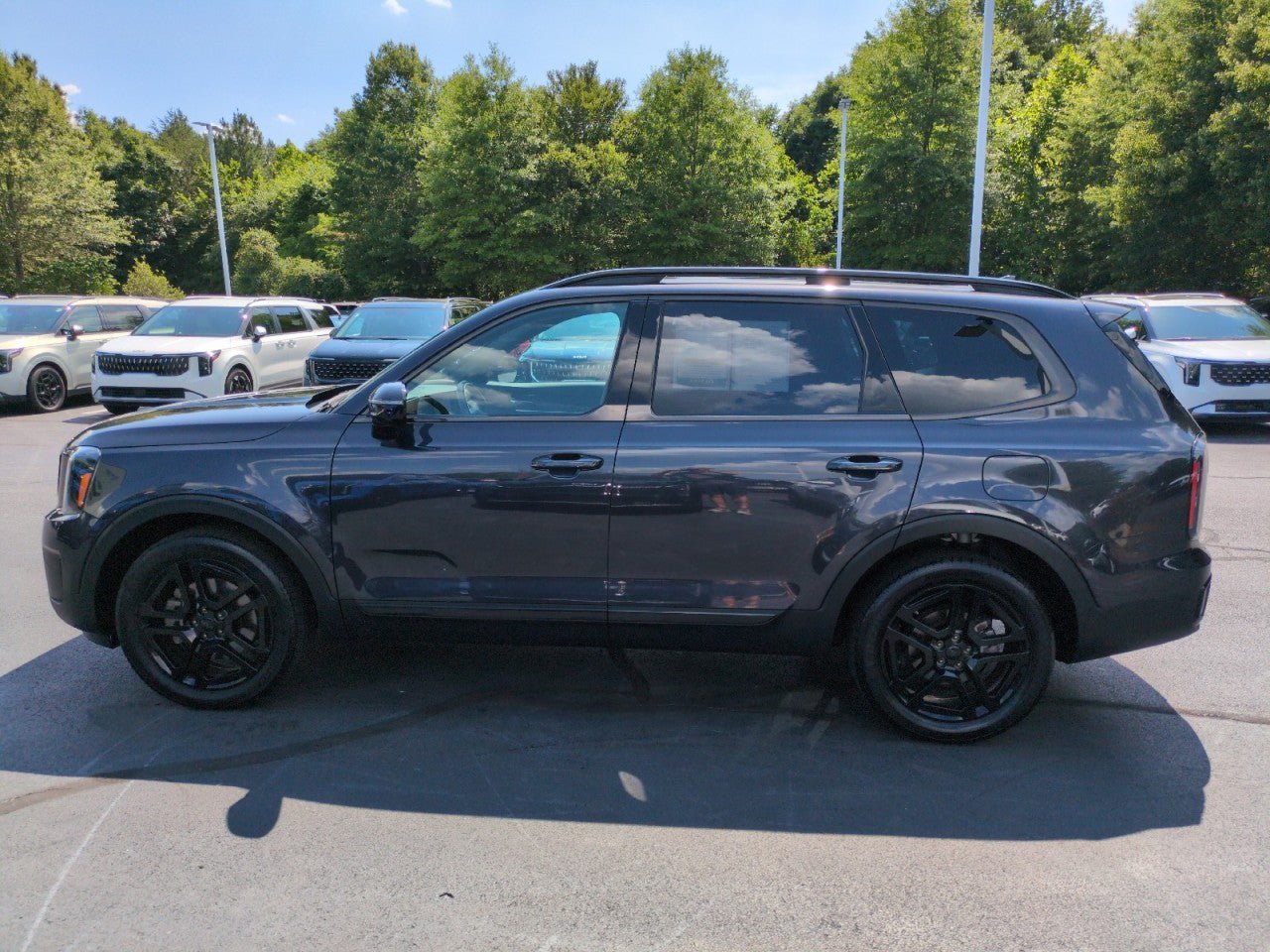 Certified 2025 Kia Telluride SX Prestige X-Line AWD/4WD image 4
