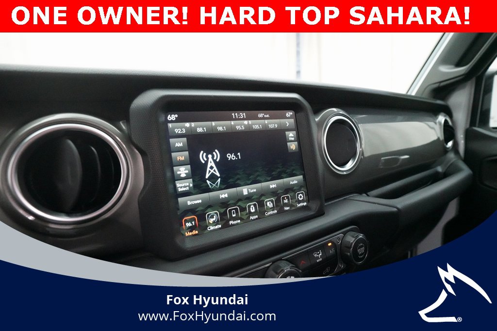Used 2023 Jeep Wrangler Sahara image 6