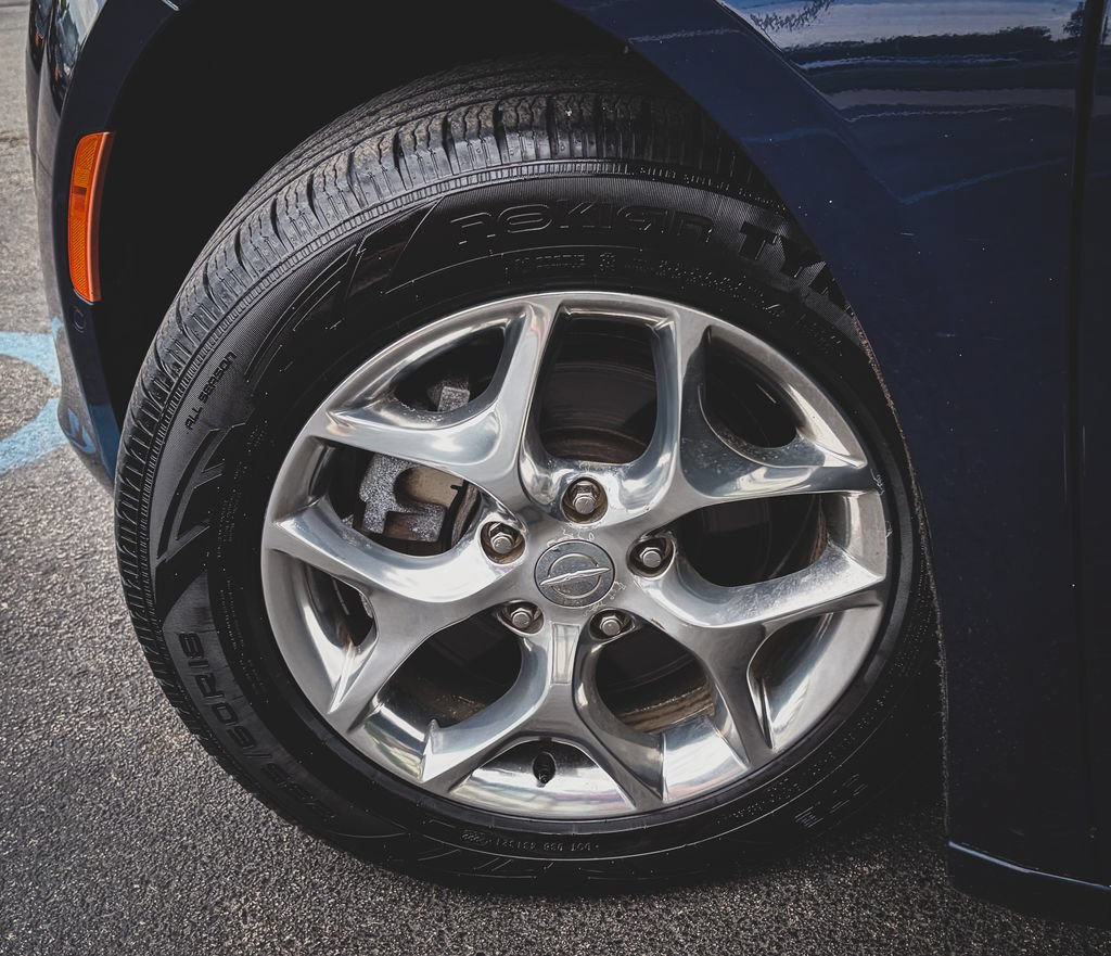 Used 2019 Chrysler Pacifica Limited w/ Advanced Safetytec Group FWD image 21