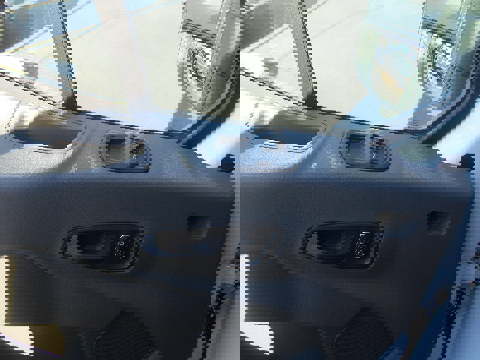 Used 2024 Ford Transit 250 XL w/ Upfitter Package image 12