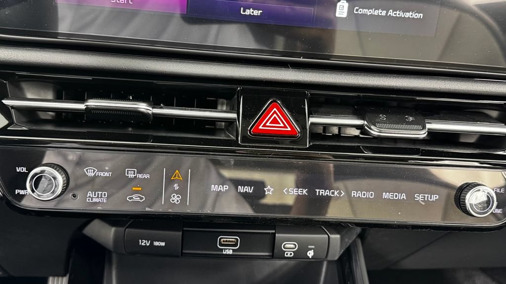 New 2026 Kia Niro FWD image 27