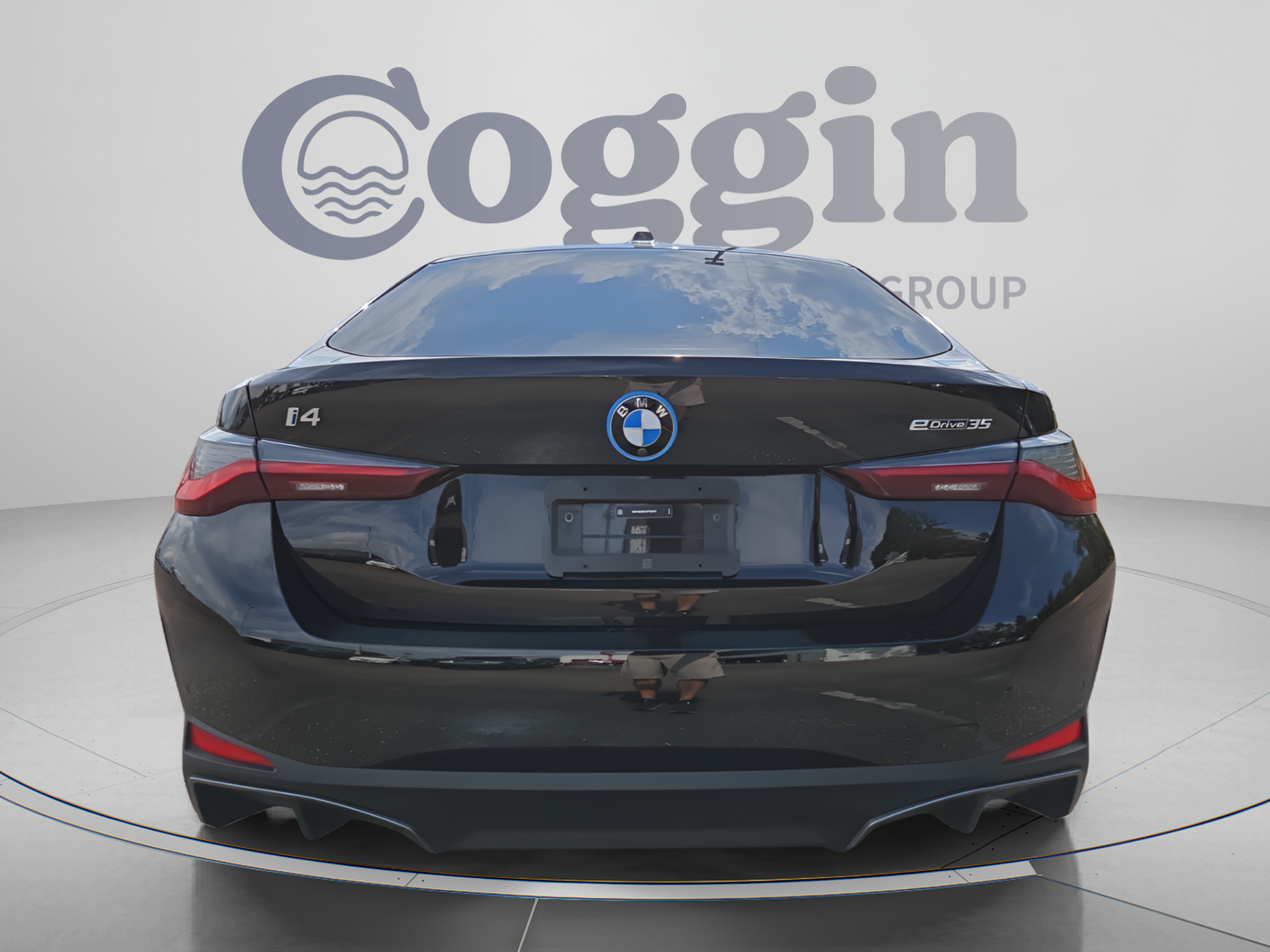 Used 2024 BMW i4 eDrive35 w/ Convenience Package RWD image 4