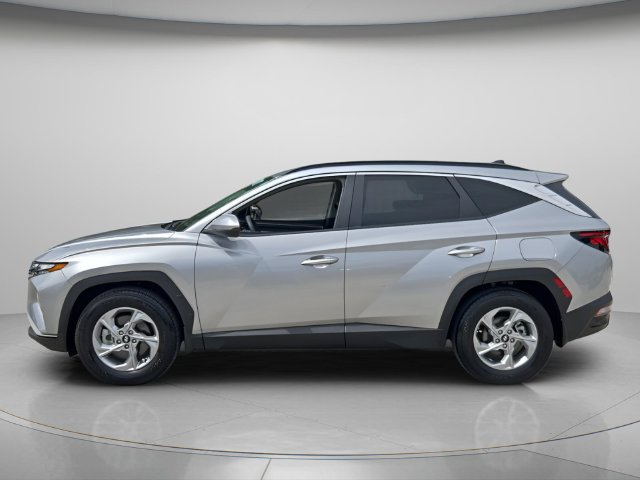Used 2024 Hyundai Tucson SEL FWD image 3