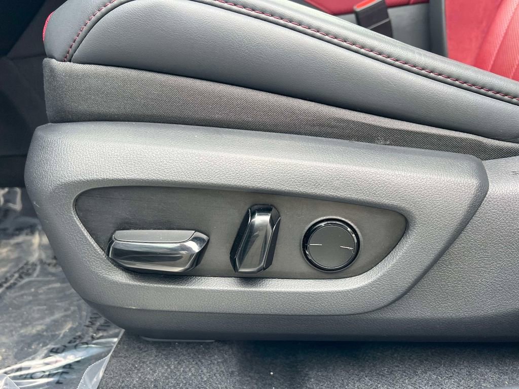 Certified 2024 Lexus RX 500h F Sport w/ Convenience Package image 18