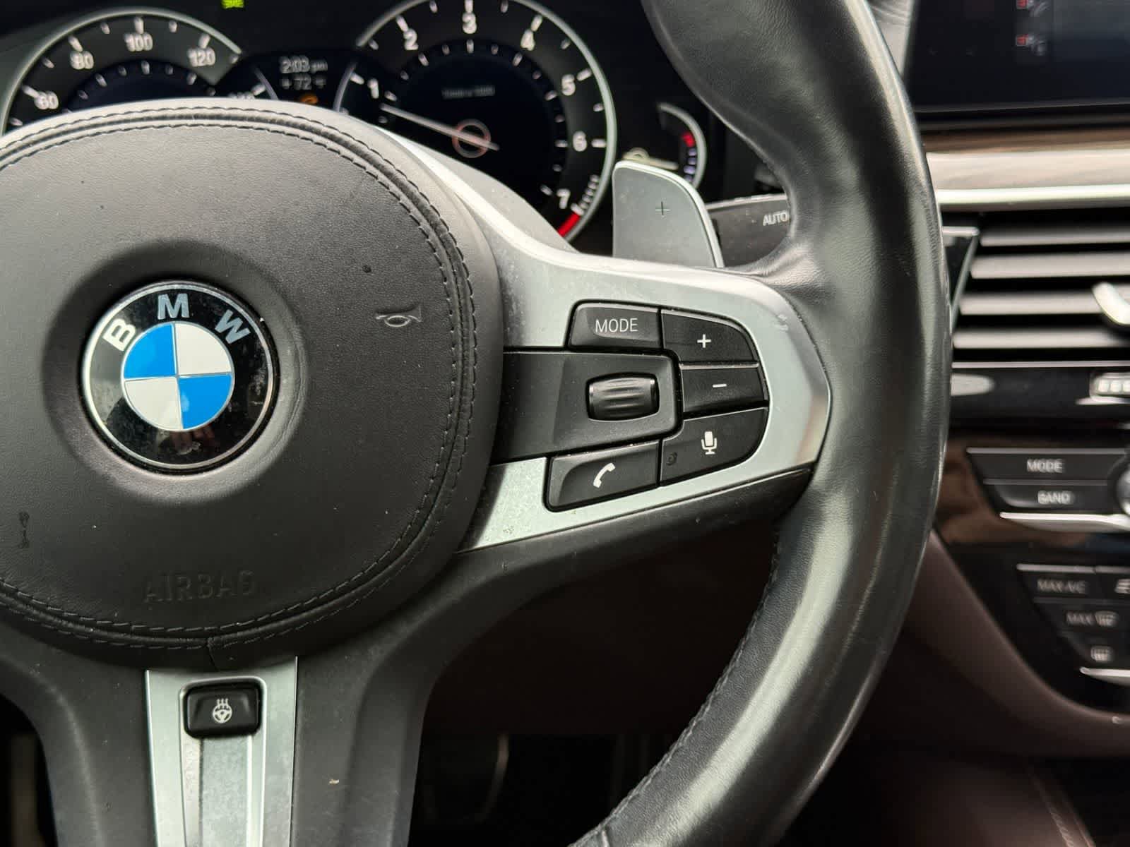 Used 2017 BMW 540i RWD image 11