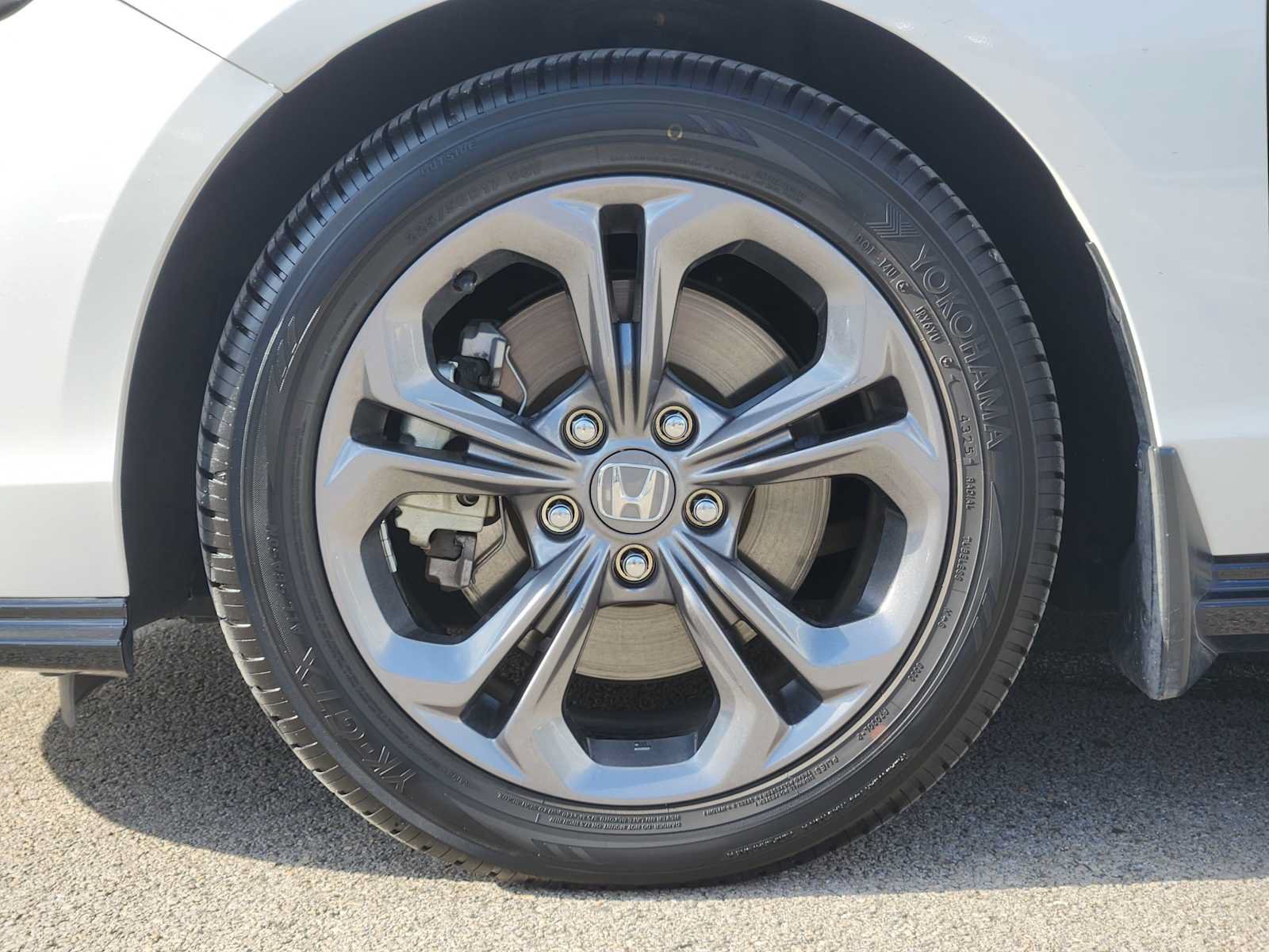 Used 2024 Honda Accord EX-L image 9