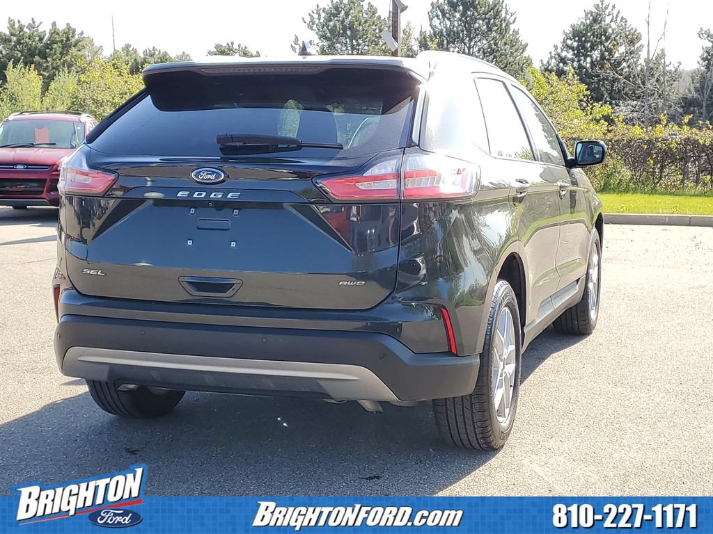 Used 2022 Ford Edge SEL w/ Convenience Package AWD/4WD image 4