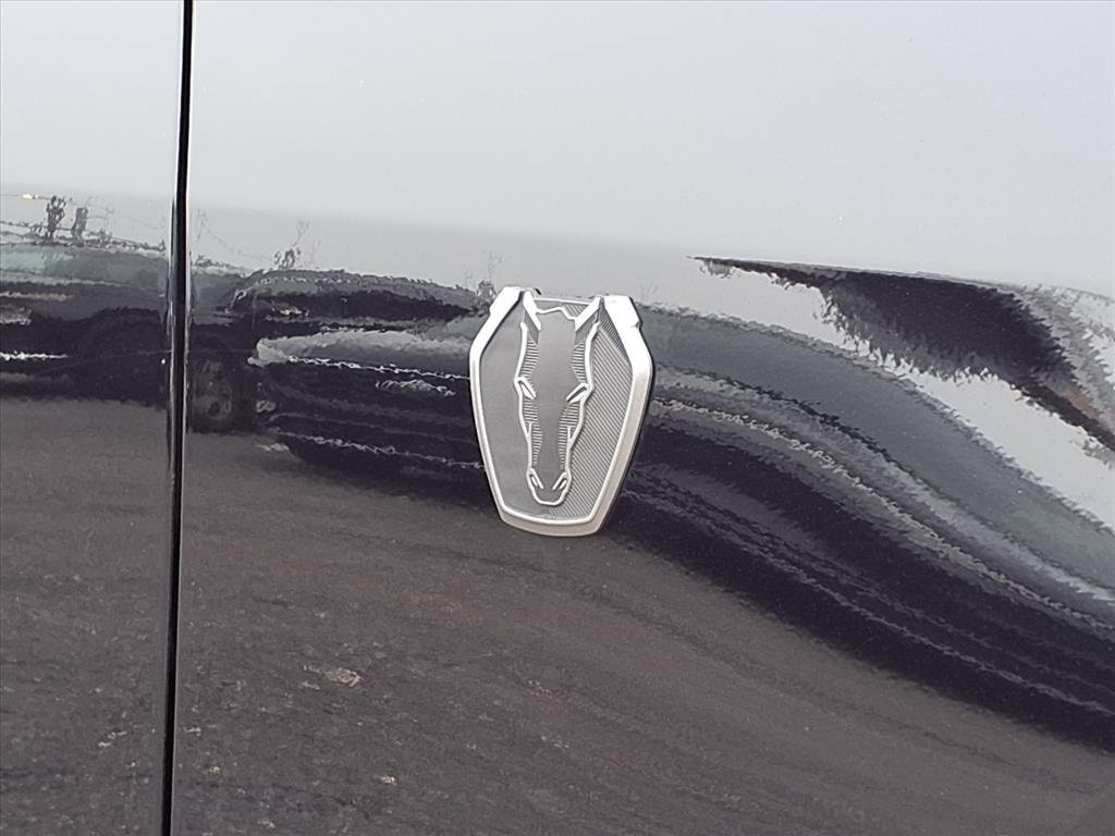 Used 2024 Ford Mustang Dark Horse image 11
