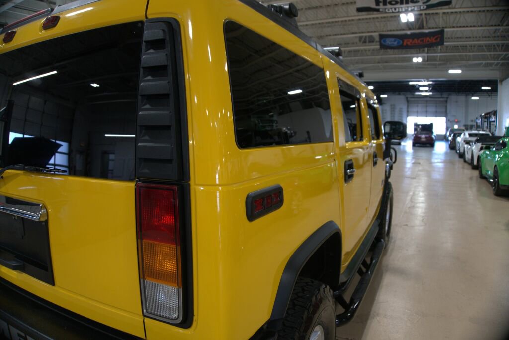 Used 2003 HUMMER H2 w/ Preferred Equipment Group image 23