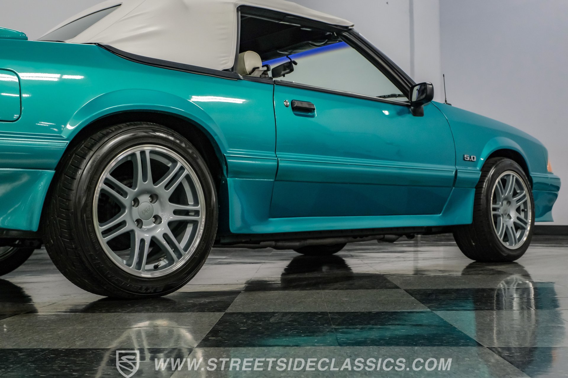 Used 1991 Ford Mustang LX RWD image 28
