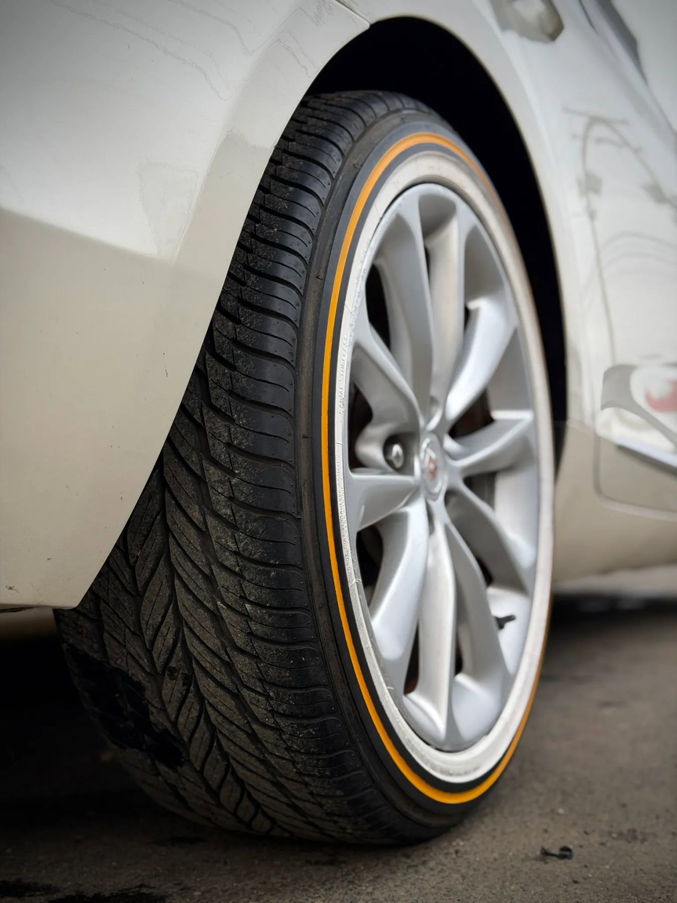 Used 2014 Cadillac XTS Luxury w/ Driver Awareness Package image 25