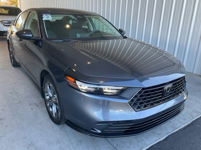 Used 2023 Honda Accord EX image 27