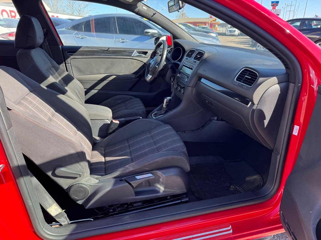 Used 2013 Volkswagen GTI 2-Door image 12
