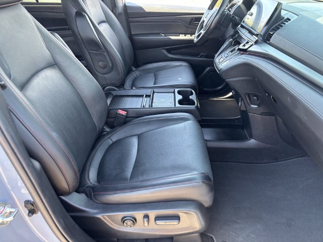 Used 2025 Honda Odyssey Sport-L image 11