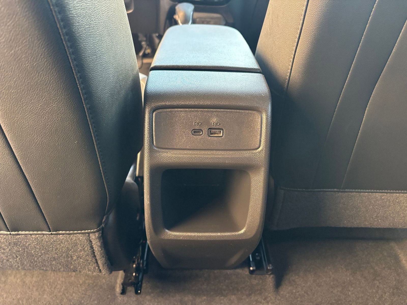 Used 2025 Chevrolet Trax LT image 24